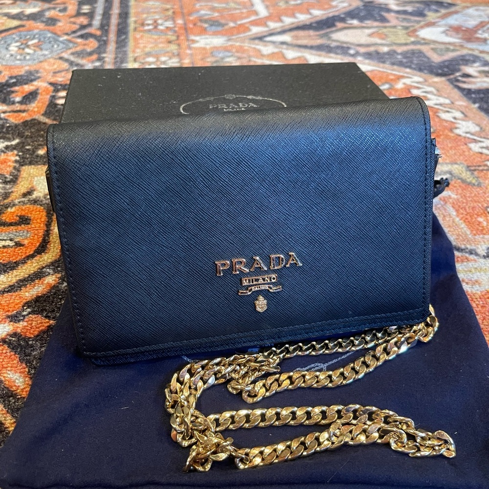 Prada Wallet on Chain - Crossbody